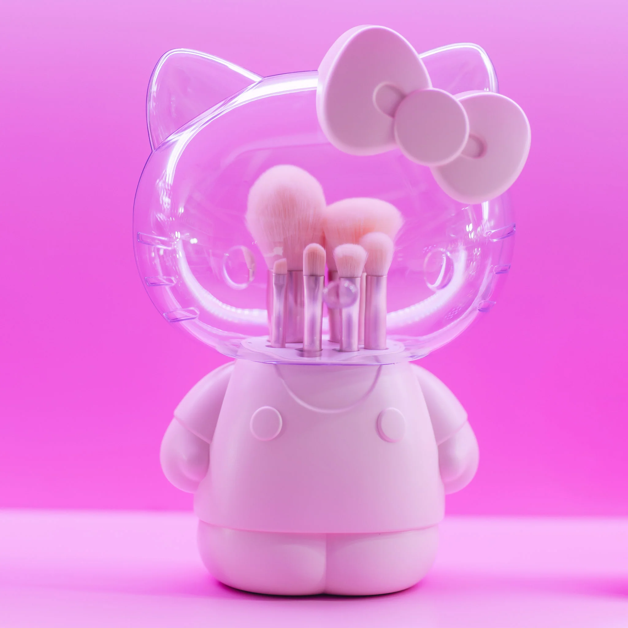 Hello Kitty® 6-PC Brush Gift Set - Image 6